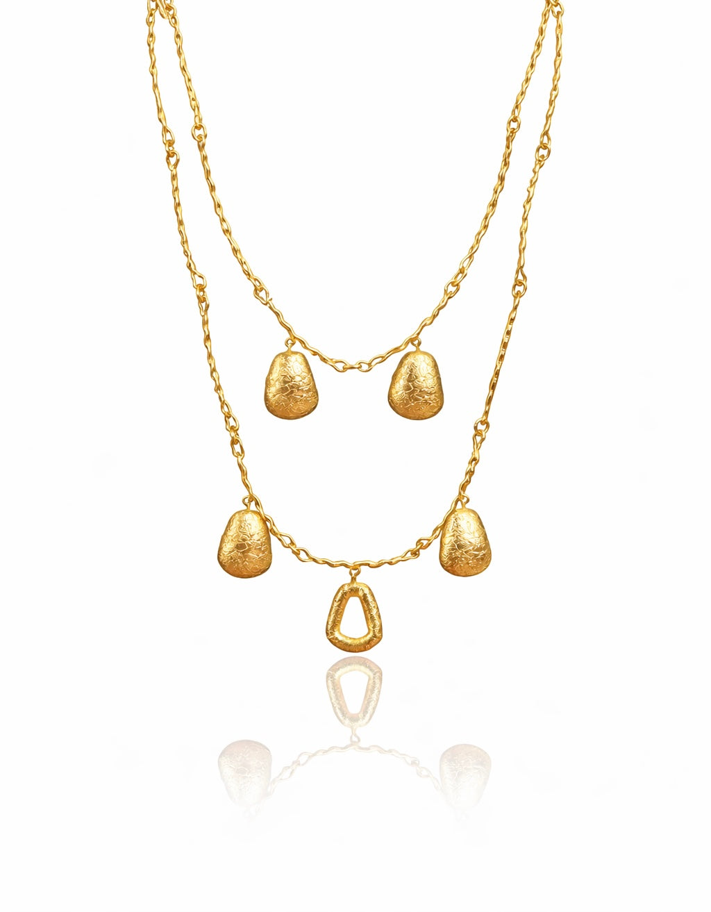 Rita Harb in " The Gravìta Necklace"