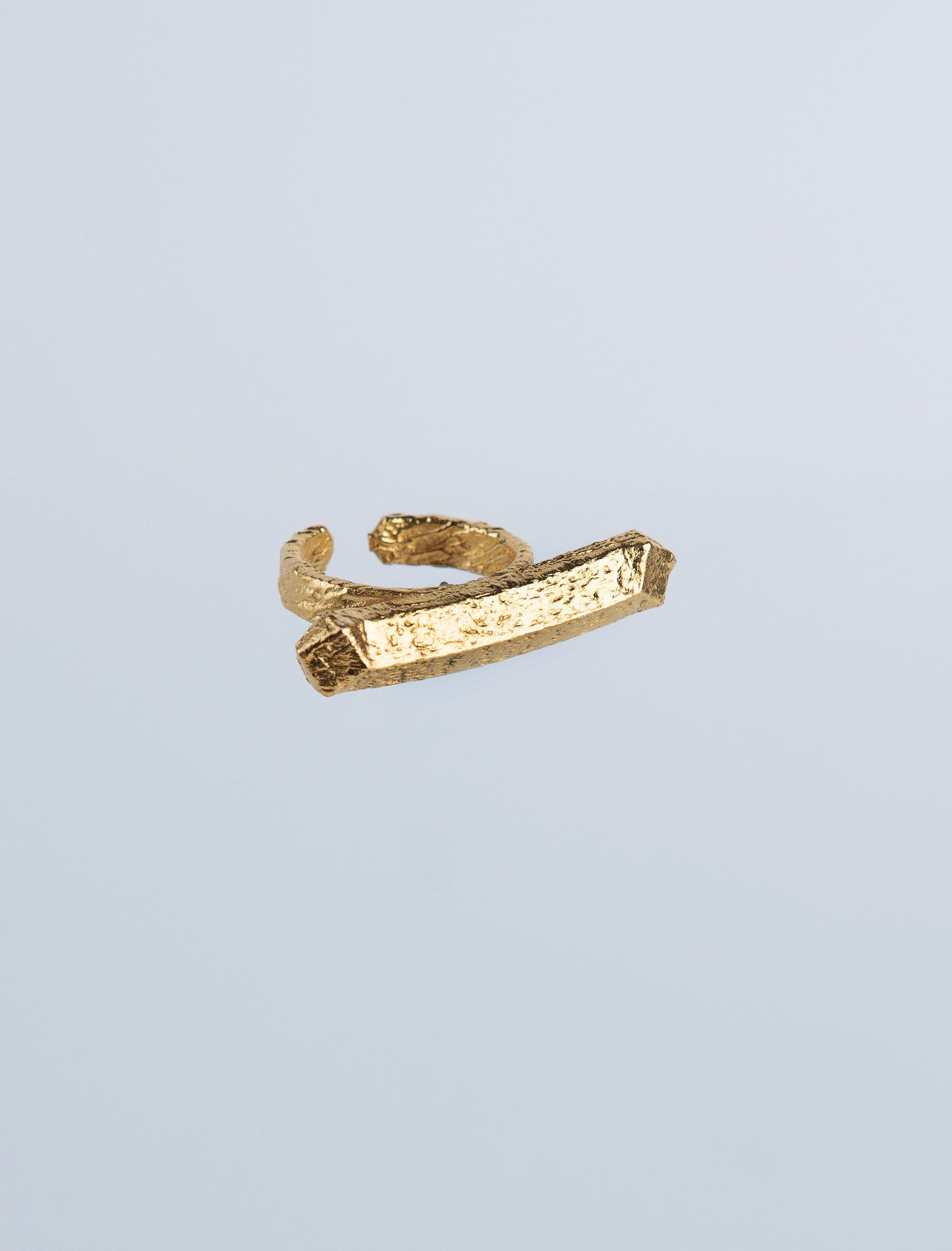 The TWIN PULL Ring