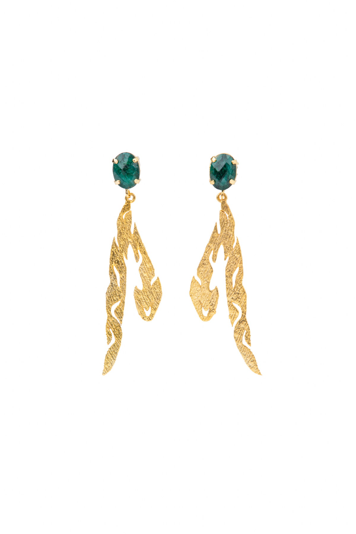 Riham Abdel Ghafour in "The Golden Rebel Earrings"