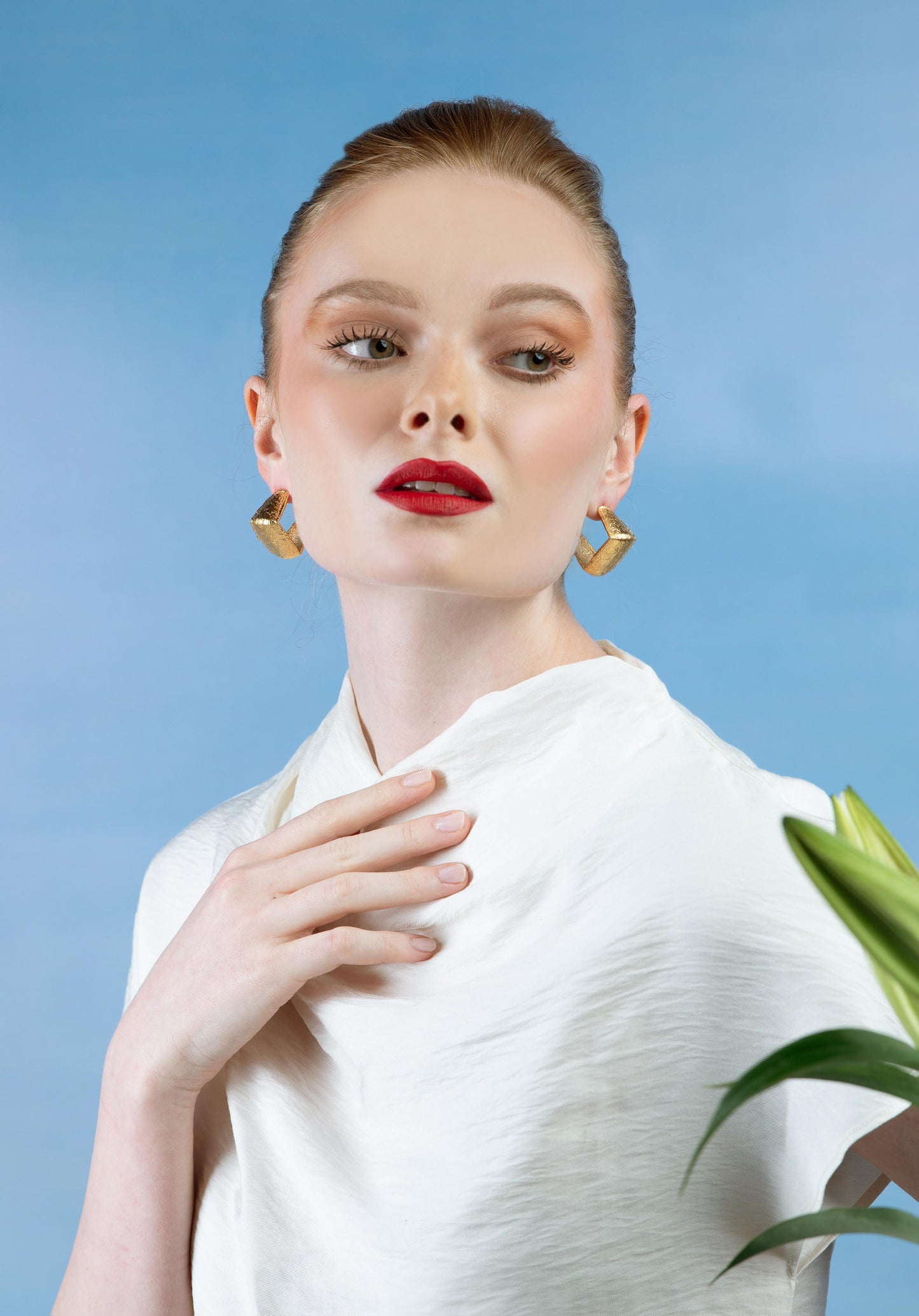 The ECHOED BOND Hoops