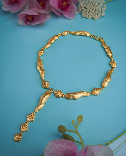The “VEINLINE” Necklace