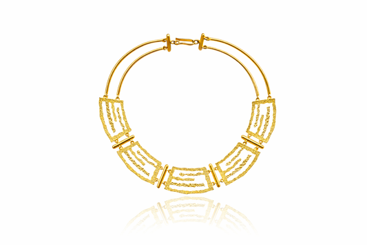 The Gracious Twirl Choker