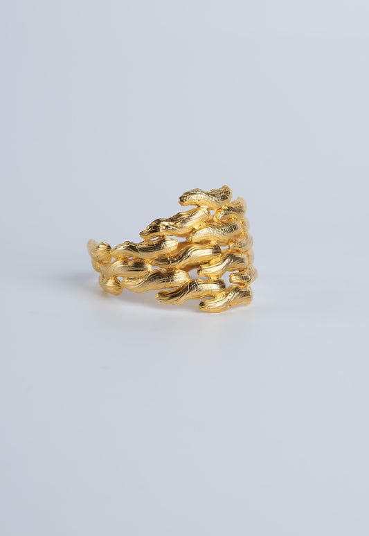 The Binding Waves Bracelet