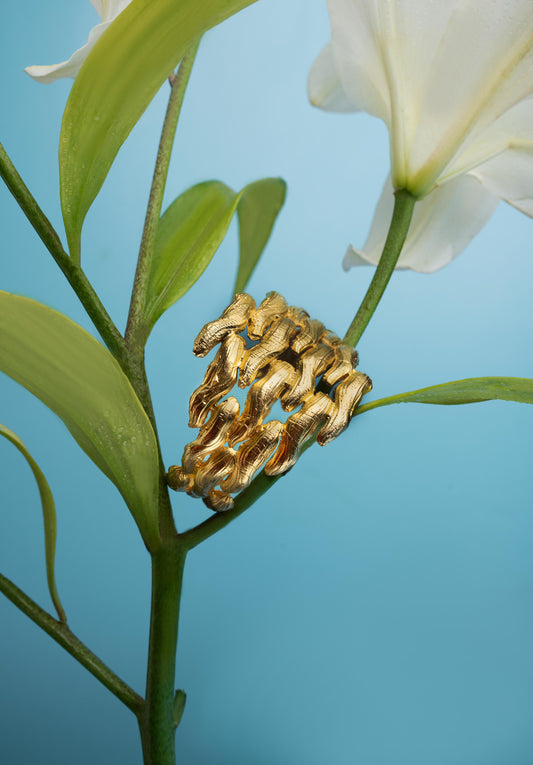 The Binding Waves Bracelet
